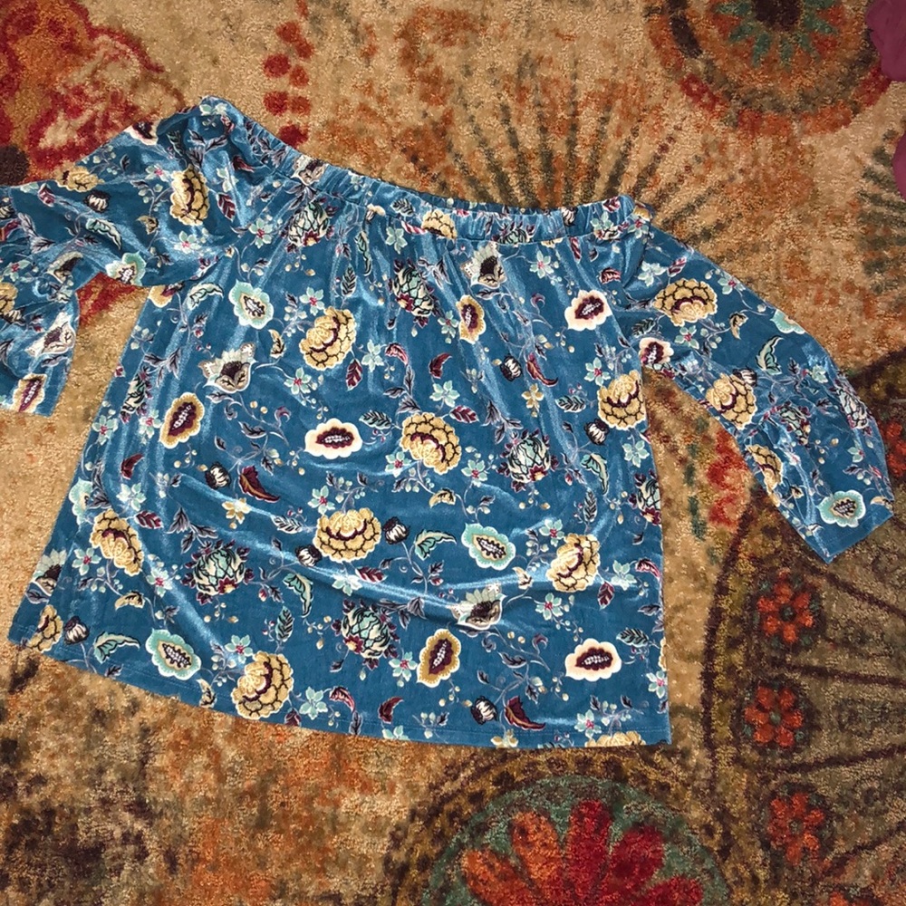 Polyester blouse